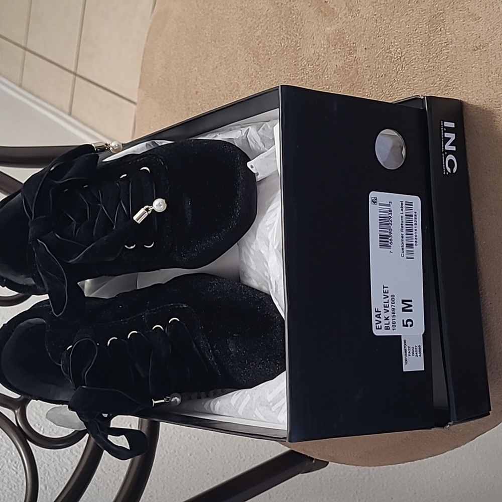 INC International Concepts Black Velvet Flats - Picture 9 of 9